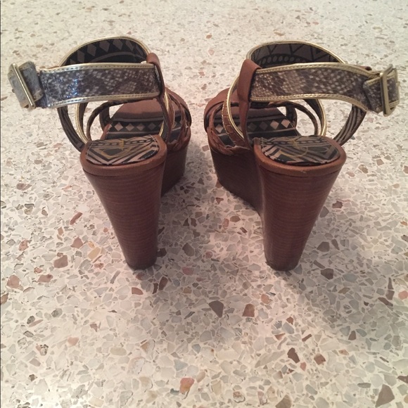Jessica Simpson Kurtis Platform Wedge Sandals - Picture 5 of 5